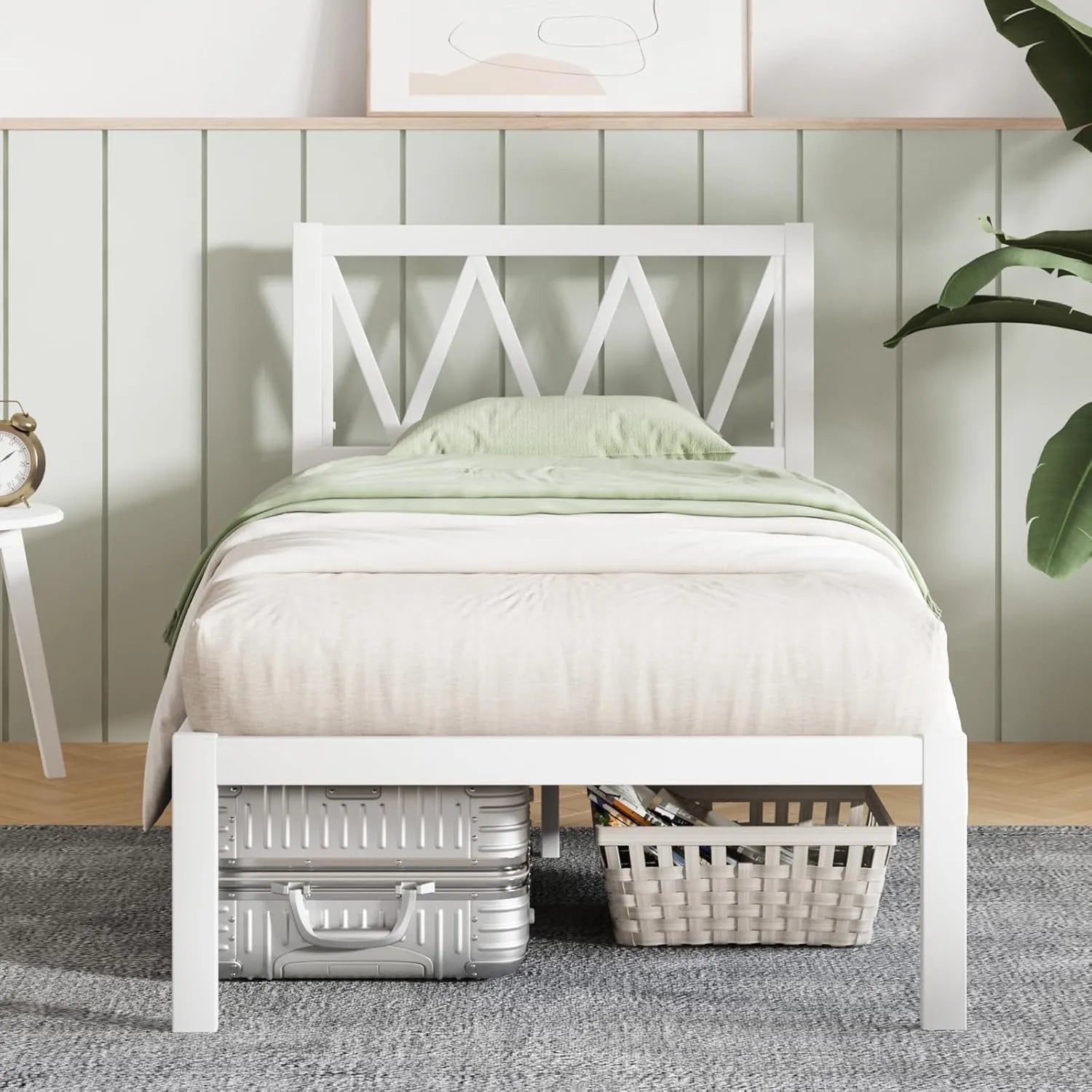 Zigzag Metal Bed